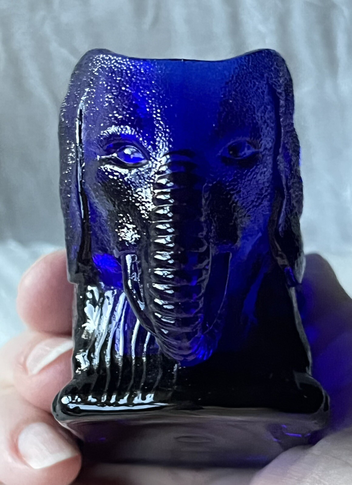 Double Elephant Toothpick/Matchstick Holder Summit Vogelson Glass Cobalt Blue