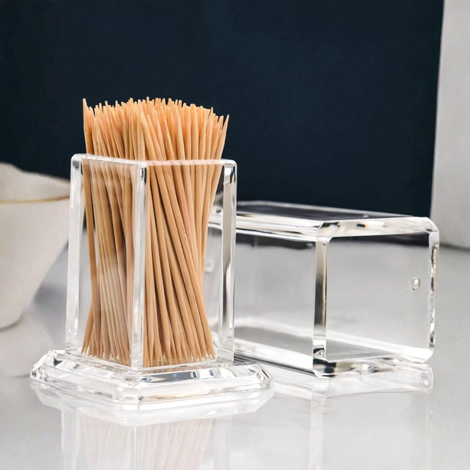 1pc Toothpick Holder Portable Toothpick Box Clear Acrylic Toothpick Storage Box