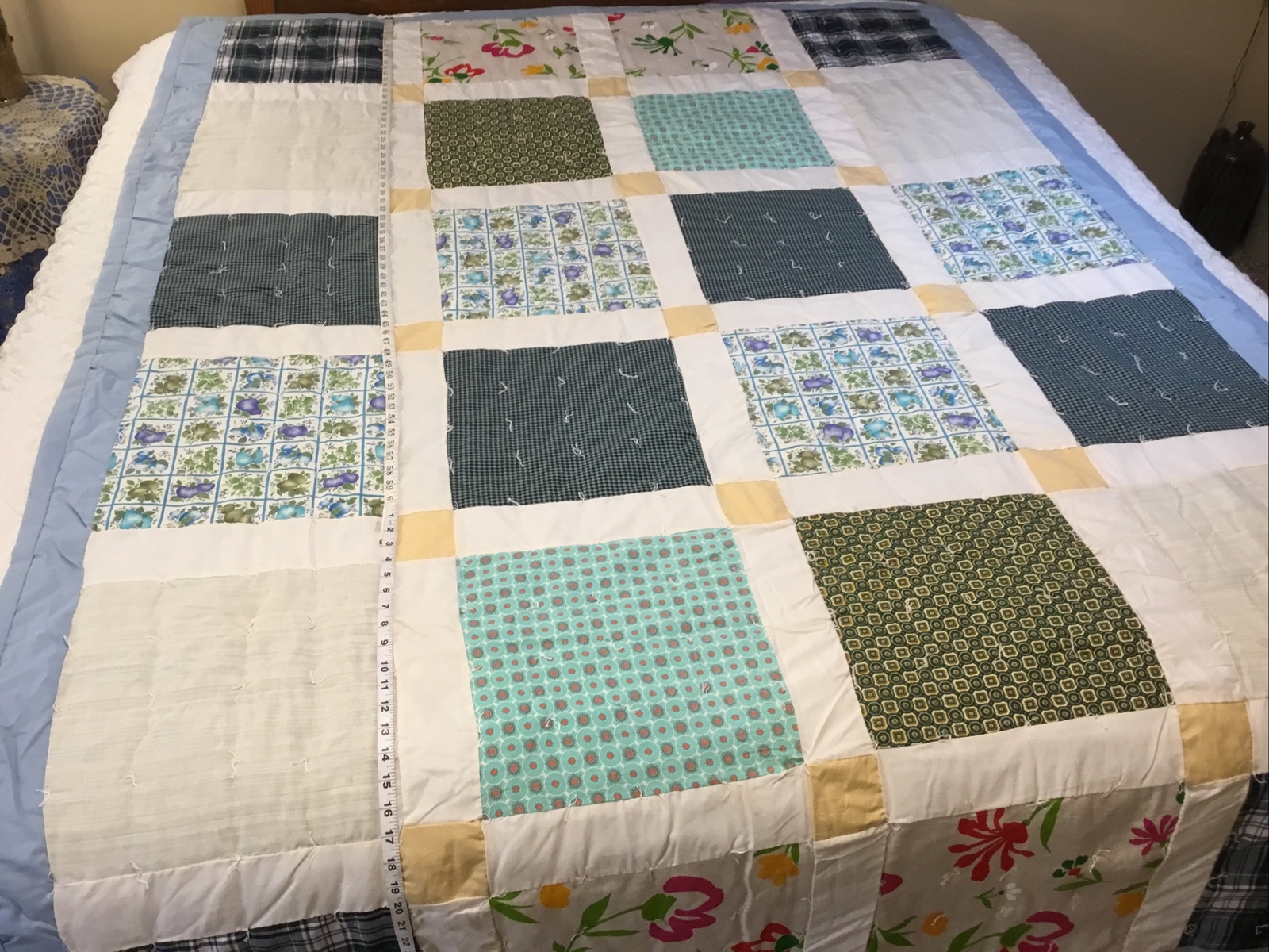Handmade Patchwork Feed-sack Quilt 92×66 White blue multi colors sewed & tacked