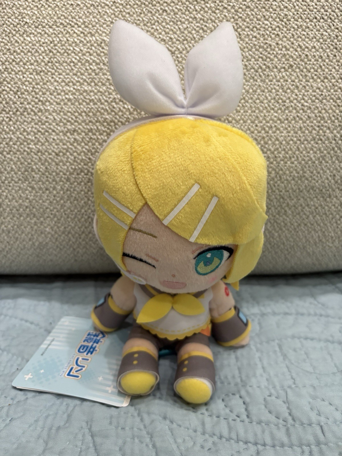 KAGAMINE RIN 6.3” Plush Hatsune Miku x Round1 Exclusive Vocaloid Collab NWT Sega