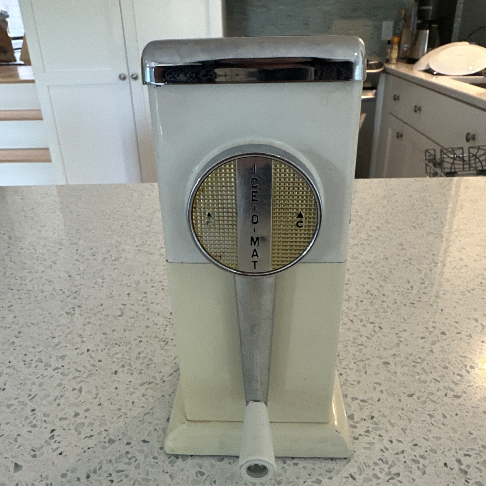 Vintage MCM RETRO ICE-O-MATIC Ice Crusher White & Chrome 1950’s Diner