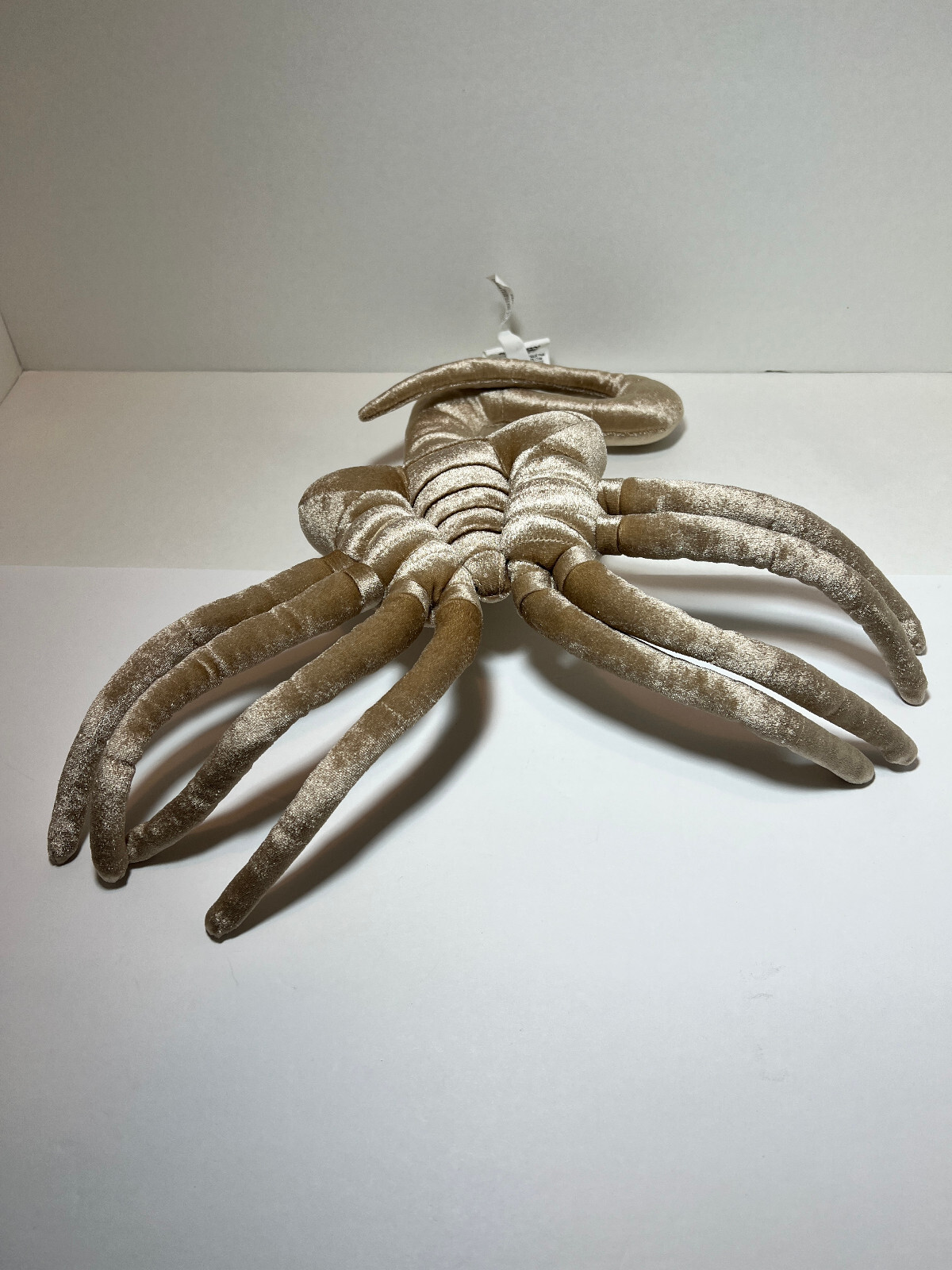 USED without packaging Think Geek Alien Face Hugger Plush