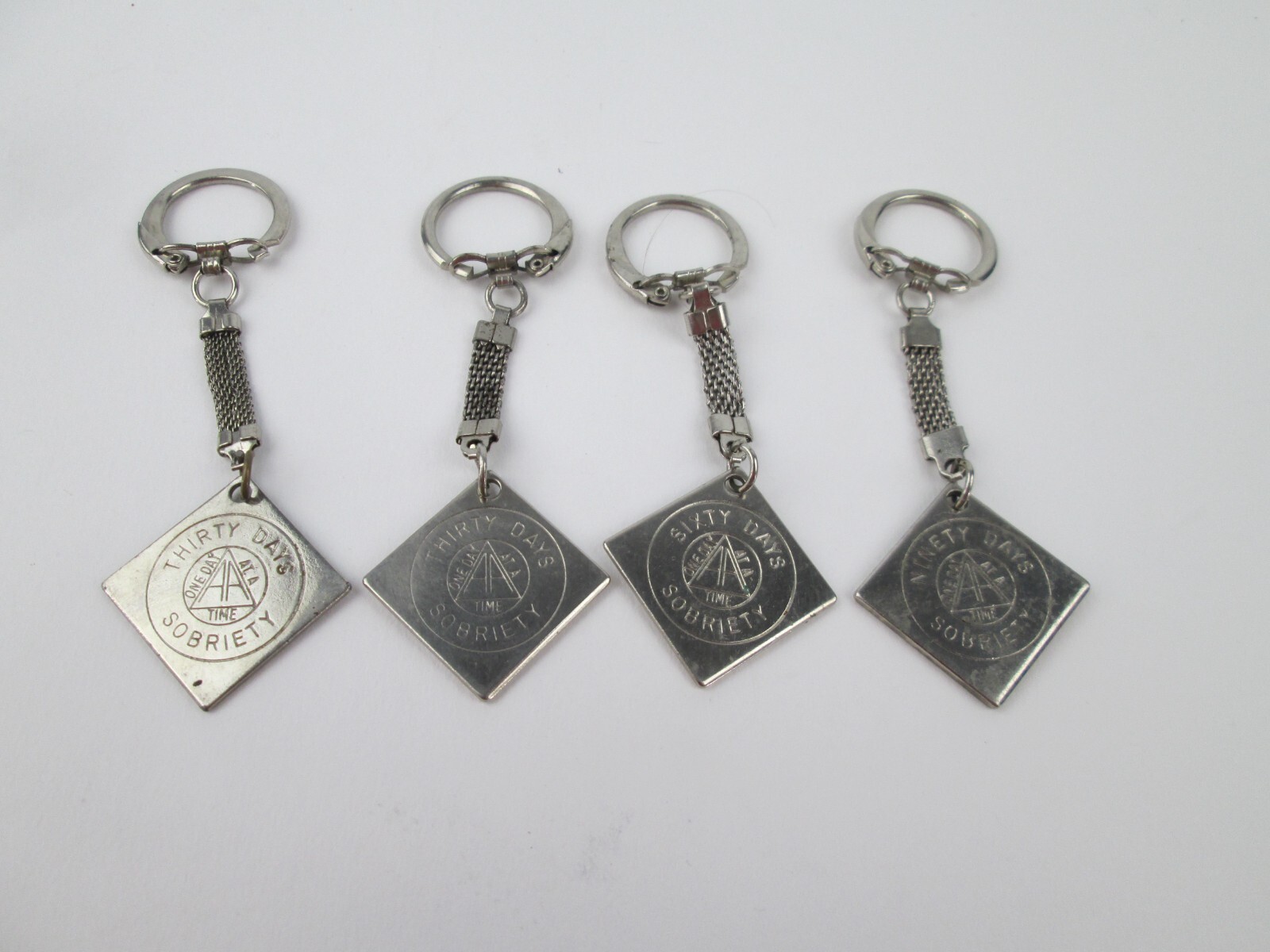 Set of 4 Alcoholics Anonymous AA Key Chain Sobriety 30 60 90 days Key Ring