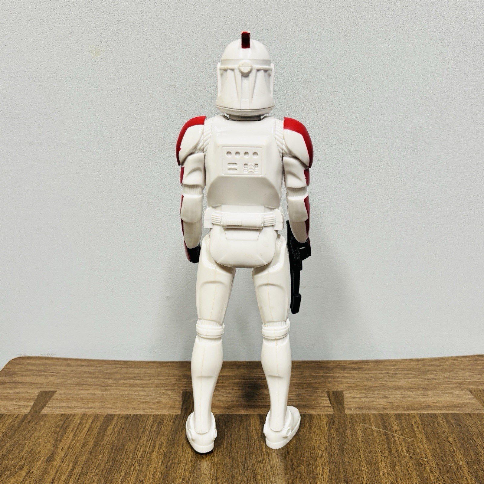Star Wars Red Captain Clone Trooper & Blaster Action Figure 12″ LFL Hasbro
