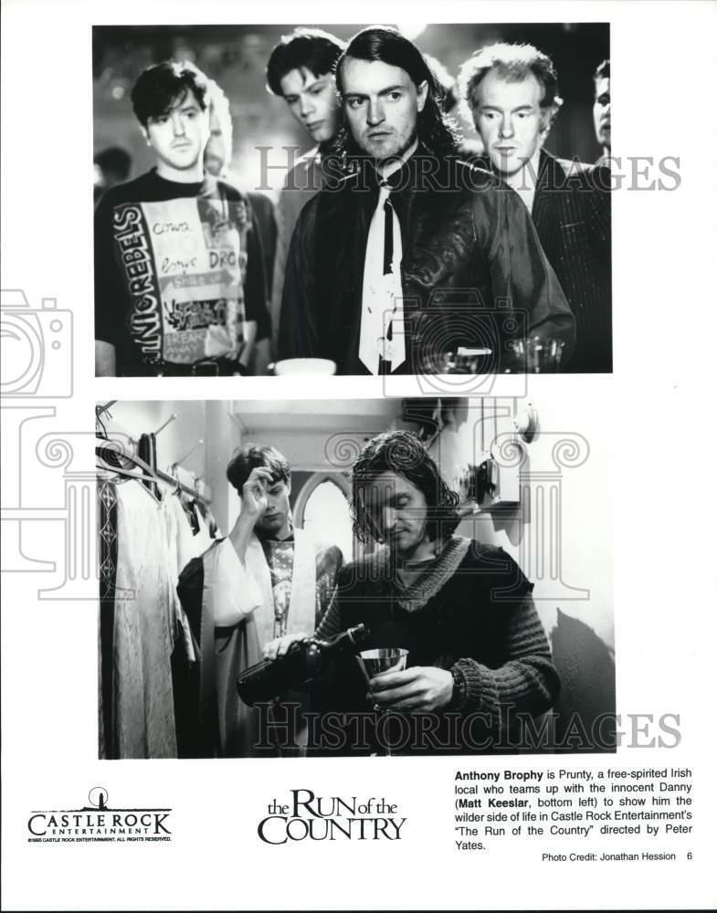 1996 Press Photo Anthony Brophy and Matt Keeslar in “The Run of the Country.”