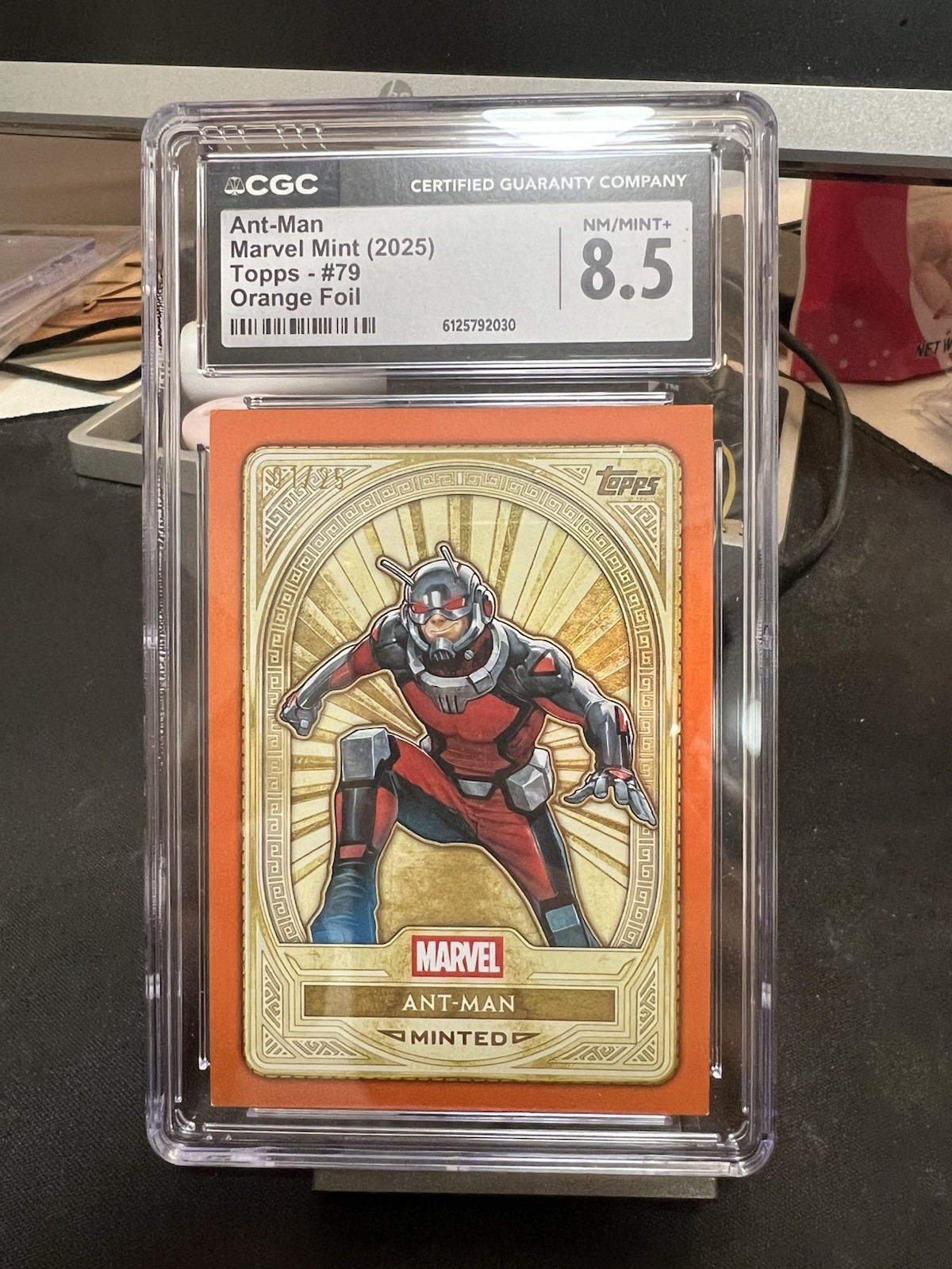 2025 Topps Marvel Mint Ant-man Orange Foil 1/25 CGC 8.5 SSP RARE Gold Card
