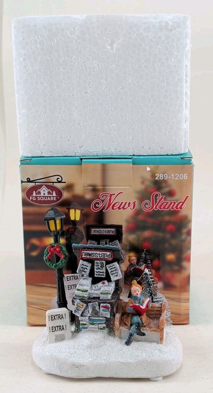 FG Square Lighted News Stand Christmas Village Table Accent 289-1206 4.5″ Works