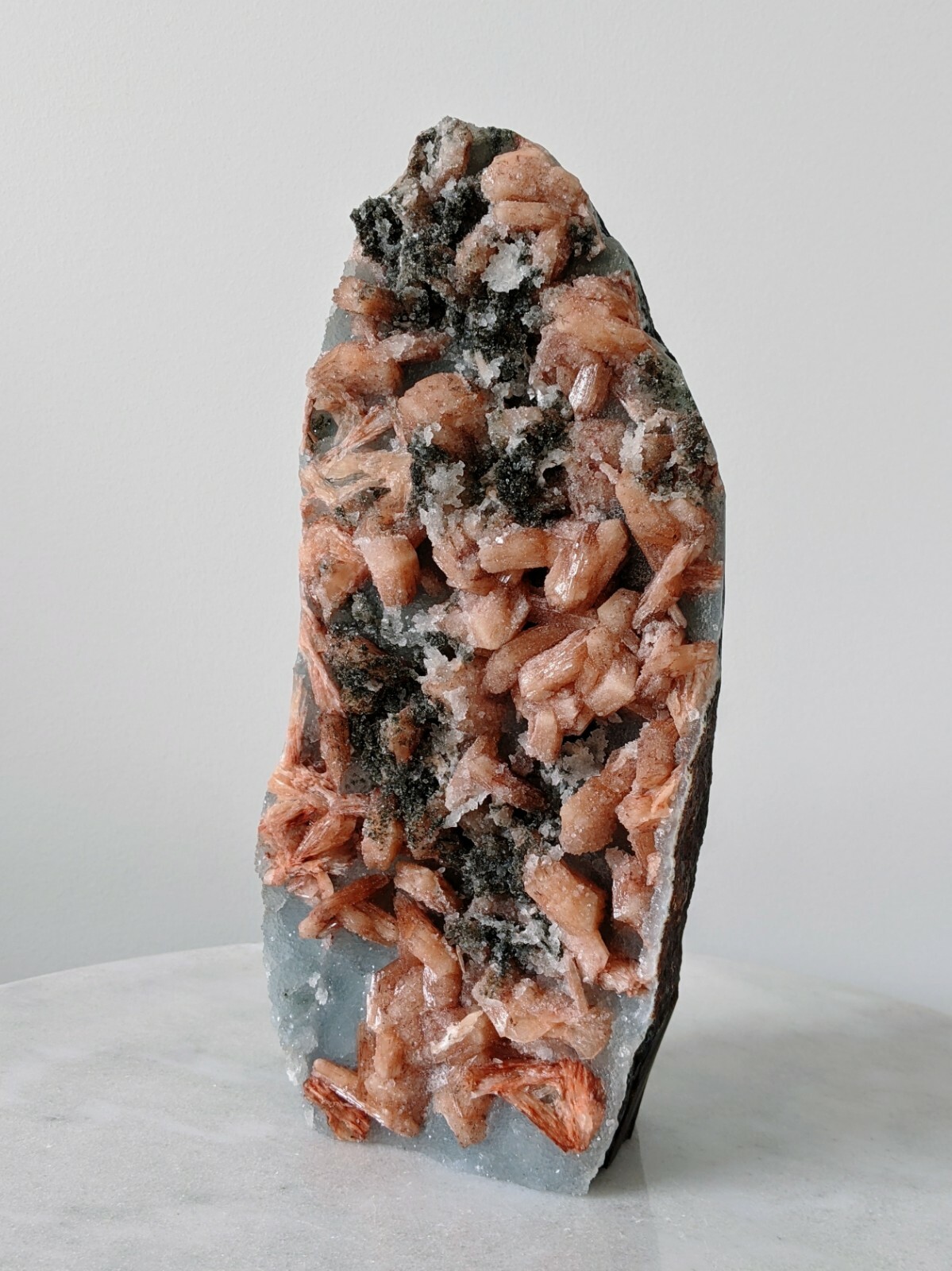 Chalcedony & Stilbite Geode Free Standing AP038