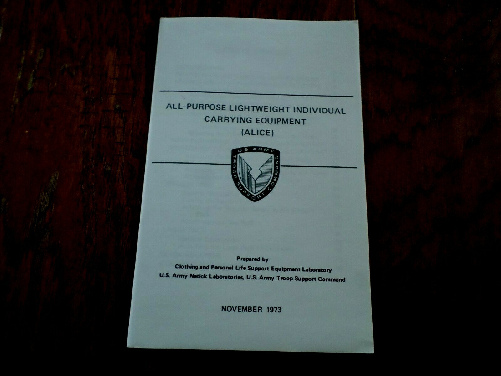 U.S ARMY ALICE GEAR BOOK CARE AND USE OF EQUIPMENT ADJUSTMENTS & ATTACHING
