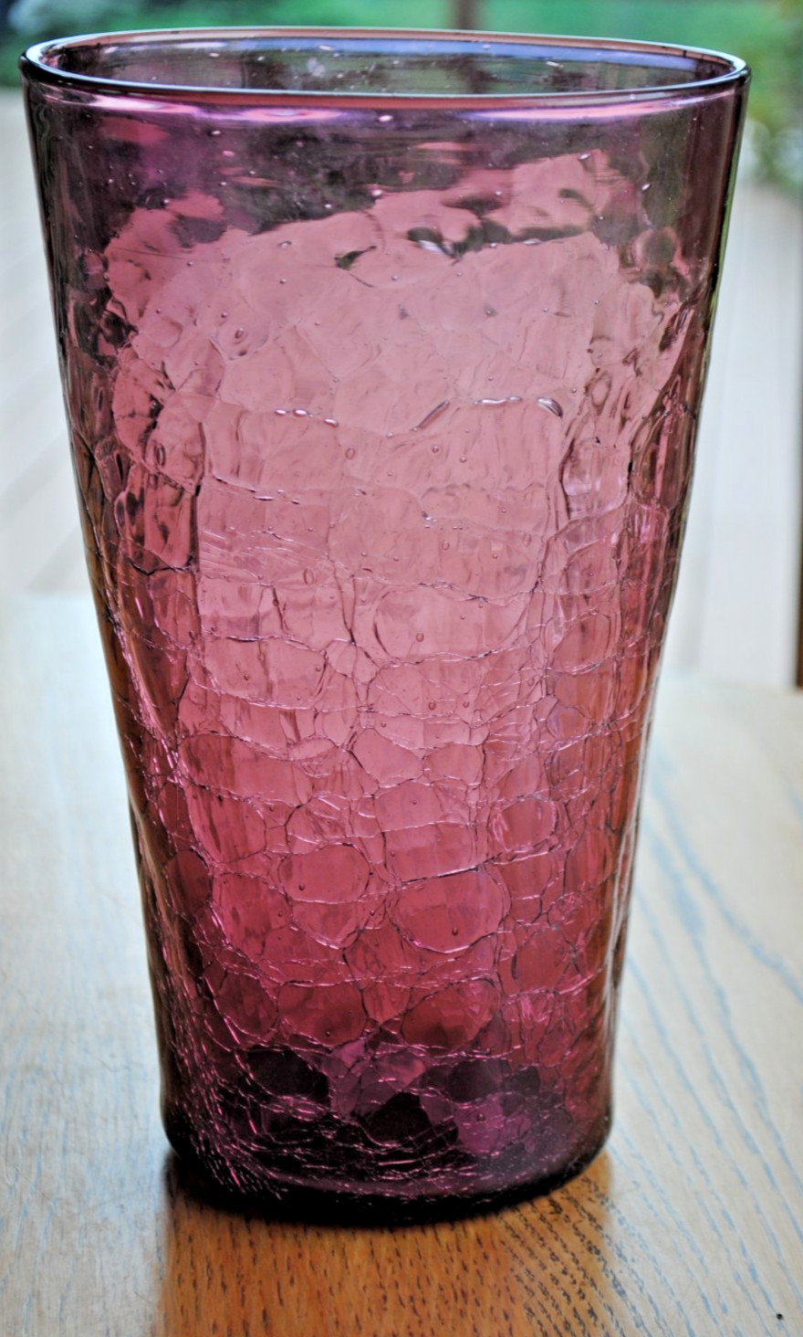 Rare 10.5 in. Vase! Gorgeous Amethyst Large Crackle Glass w/ tiny air bubbles