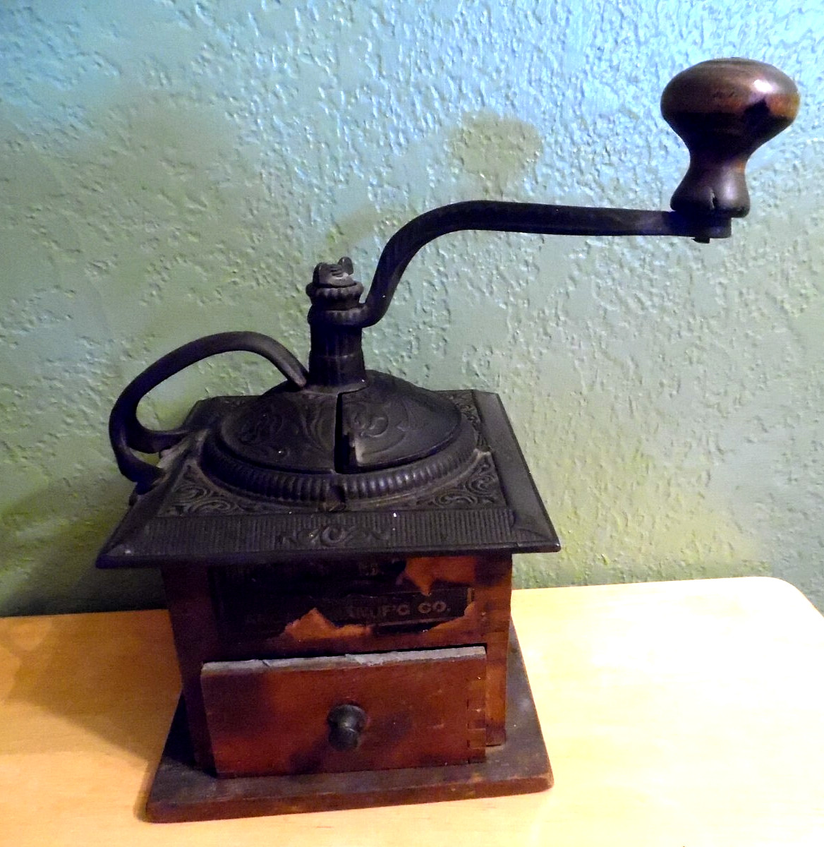 CIRCA 1930’S IMPERIAL ARCADE MFG CO COFFEE GRINDER WORKING W/PARTIAL ORIG LABEL