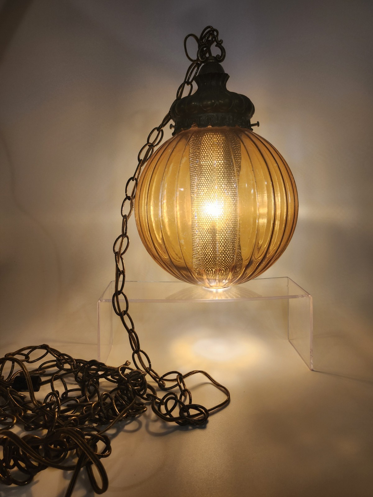 Vintage Lamp Mid Century Hanging Swag Brass Amber Glass Hollywood Regency Round