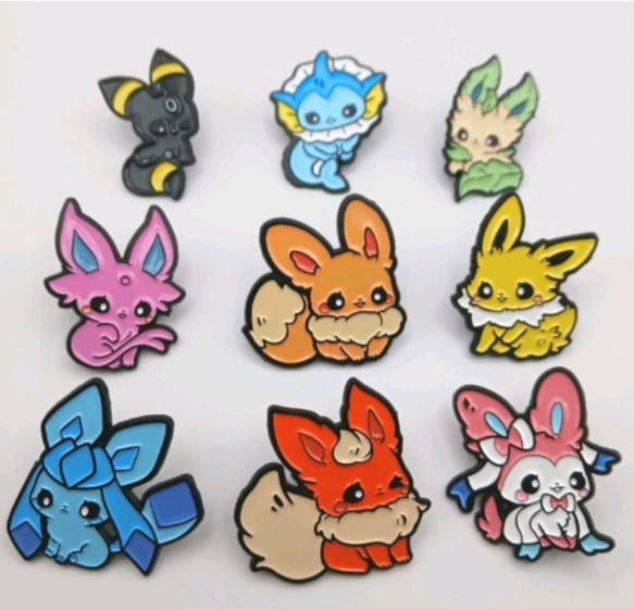 Pokemon Enamel Pin Set – Eevee, Vaporeon, Jolteon, Flareon, Cute Eeveelutions