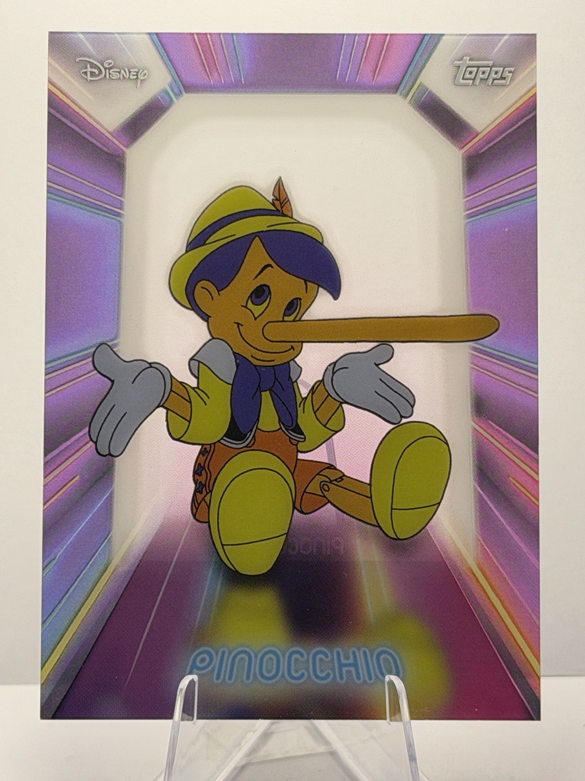 2026 Topps Disney Neon – Pinocchio – Neon Lights PETG #NPL-18