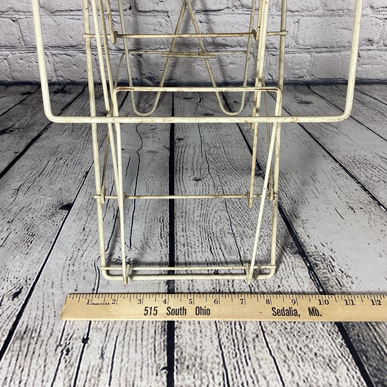 Comic Book Wire Display Rack Free Standing Floor Countertop Folding Peg Board