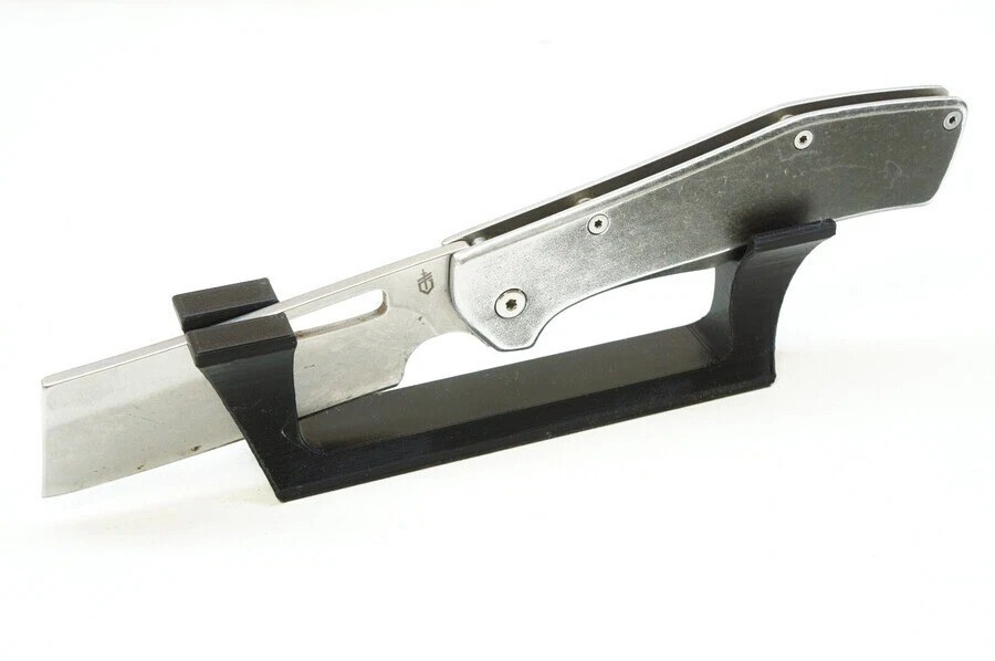 Single Knife Display Stand for 3″ – 10″ Knives (Holds Medium to Large Knives)