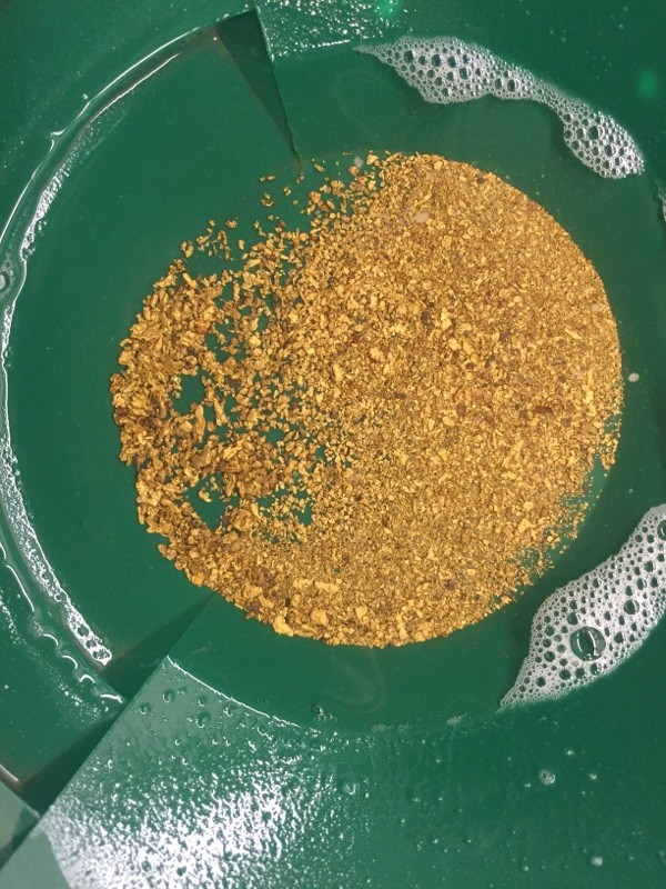 10 pound NUGGET RESERVE ELITE Gold Panning Paydirt – Guaranteed Unsearched