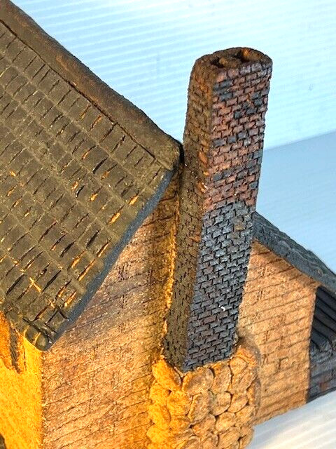 Studio Pottery Ceramic Rustic House, 8″ x 7″ Earthenware,slab construct,Exc Cond