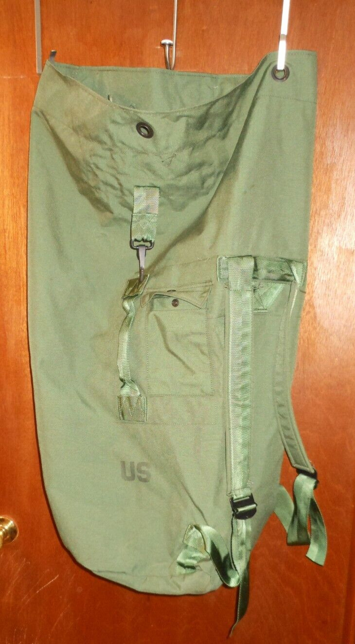 Military Duffle Bag OD Green Nylon Sea Bag Carry Straps Army 8465-01-117-8699 #8