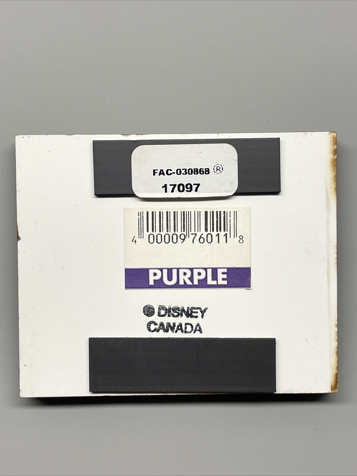Disney World Epcot CANADA MAPLE LEAF Magnet Rare Discontinued Limited