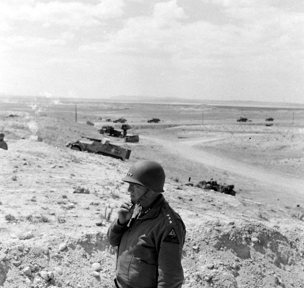WW2 WWII Photo War In North Africa General George Patton Tank World War Two 824