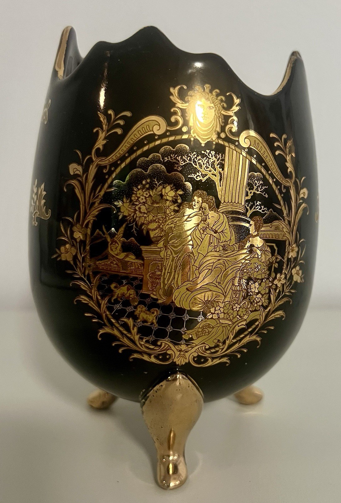 Vintage Cracked Egg