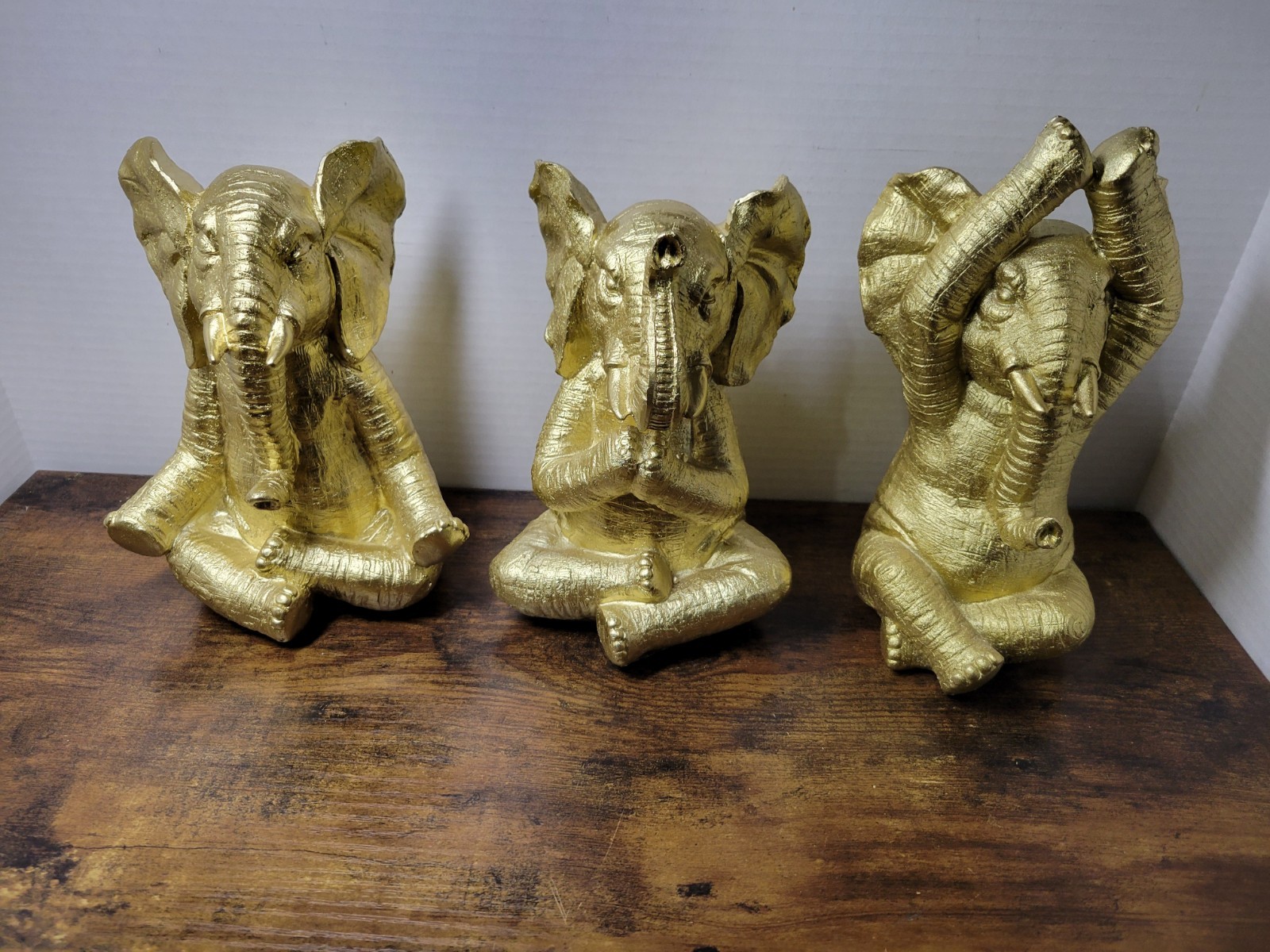Set of 3 Gold Colored Animal Statues – Elephants