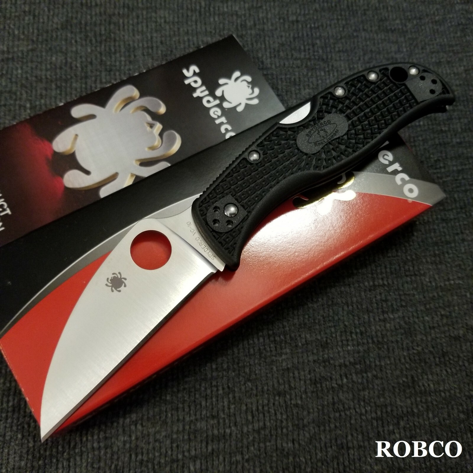 Spyderco RockJumper VG-10 Satin Plain Blade Black FRN Handles C254PBK
