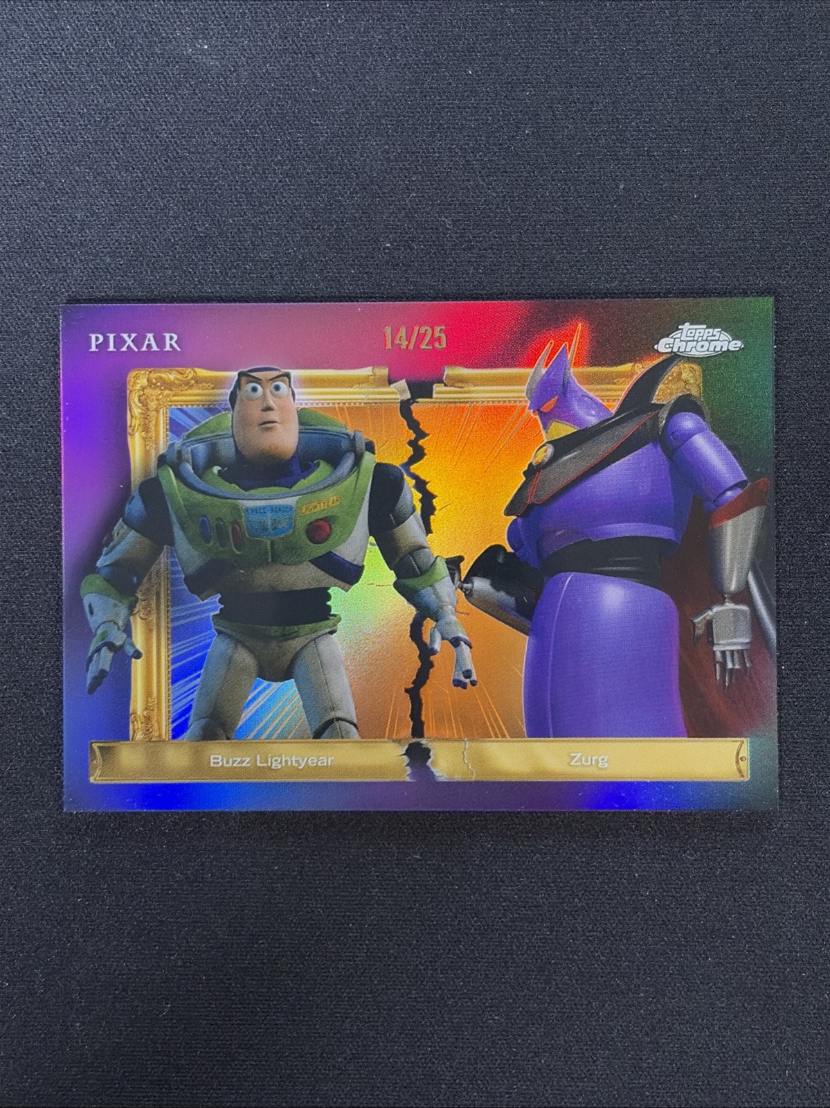 2026 Topps Disney Neon BUZZ LIGHTYEAR & ZURG family 1st Rivals Orange/25 – SSP