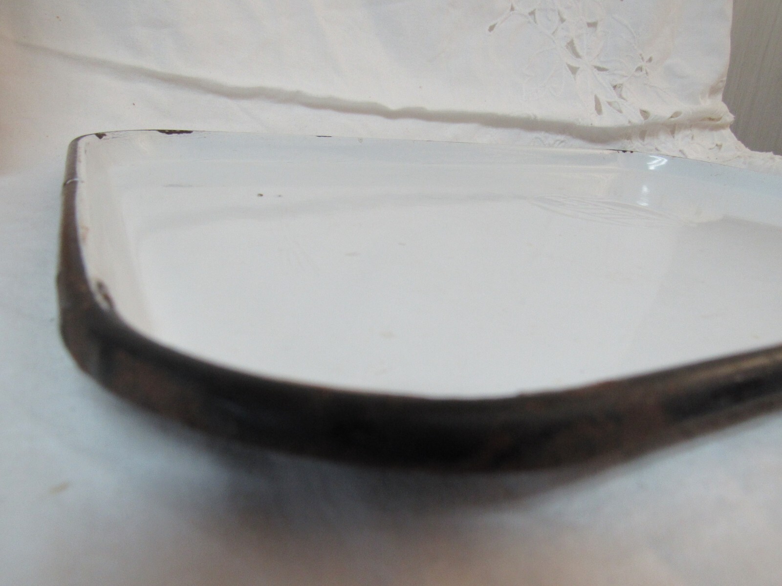 Vintage McCray White Enamel Porcelain Refrigerator Kitchen Tray – 17″ X 11.5″