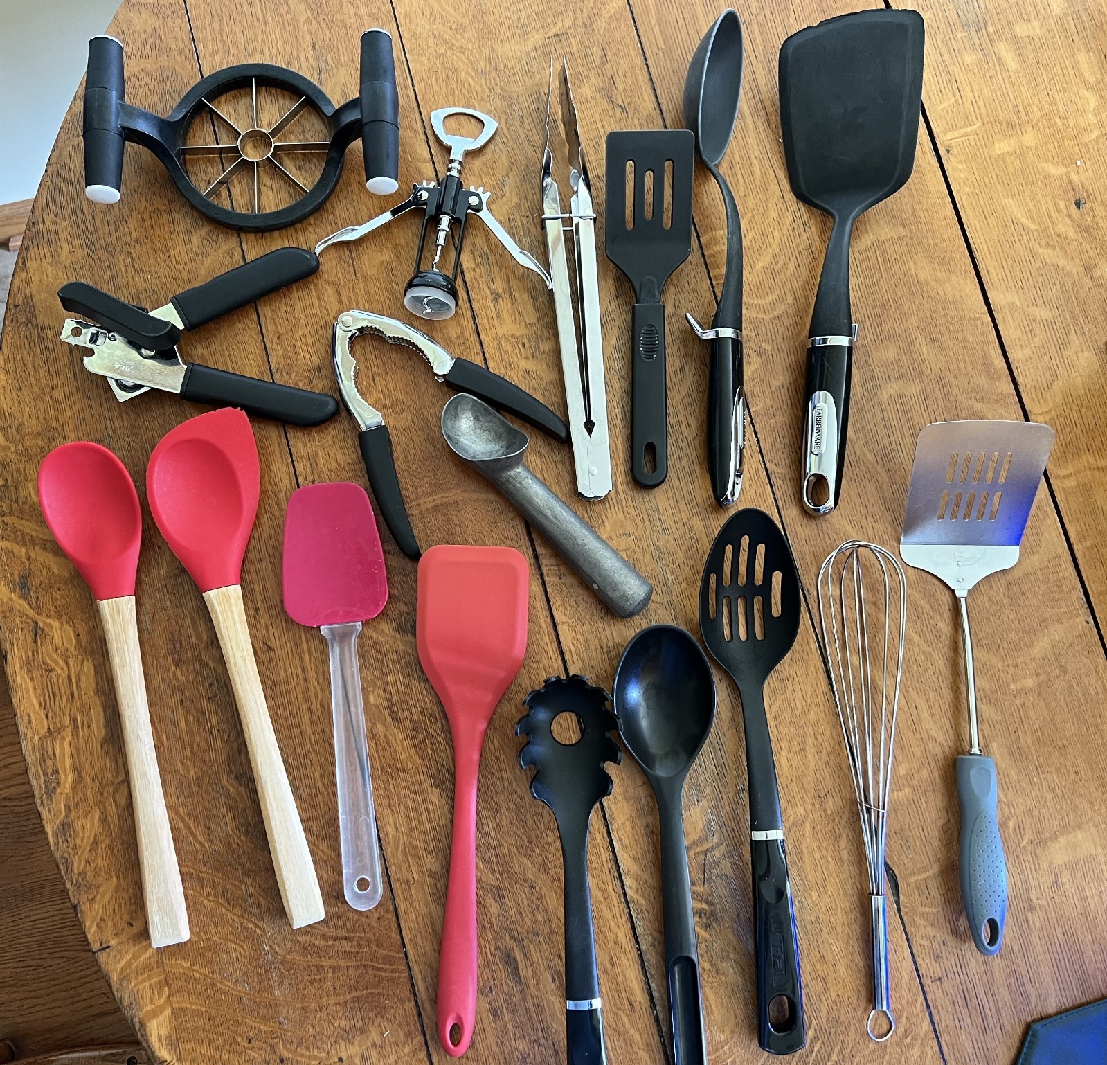 Lot of Kitchen Utensils / Tools Mixed Materials and Brands