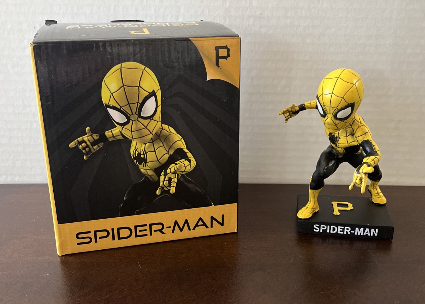 PITTSBURGH PIRATES Spider-Man Marvel Bobblehead AHN BDA Sports 2019