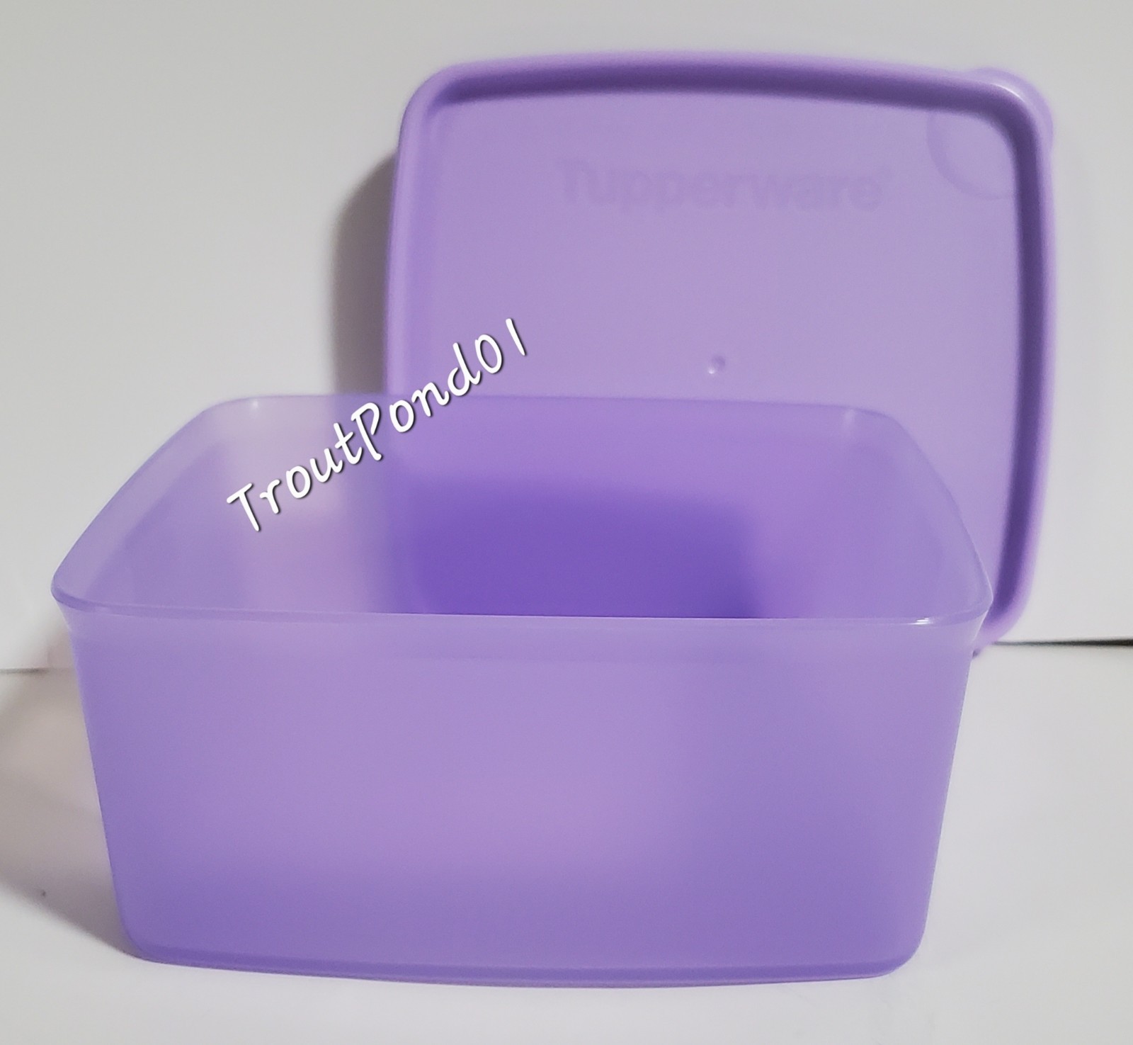 Tupperware Square Rounds 16 oz Freezer Containers Lilac Purple Set 2 Freeze It