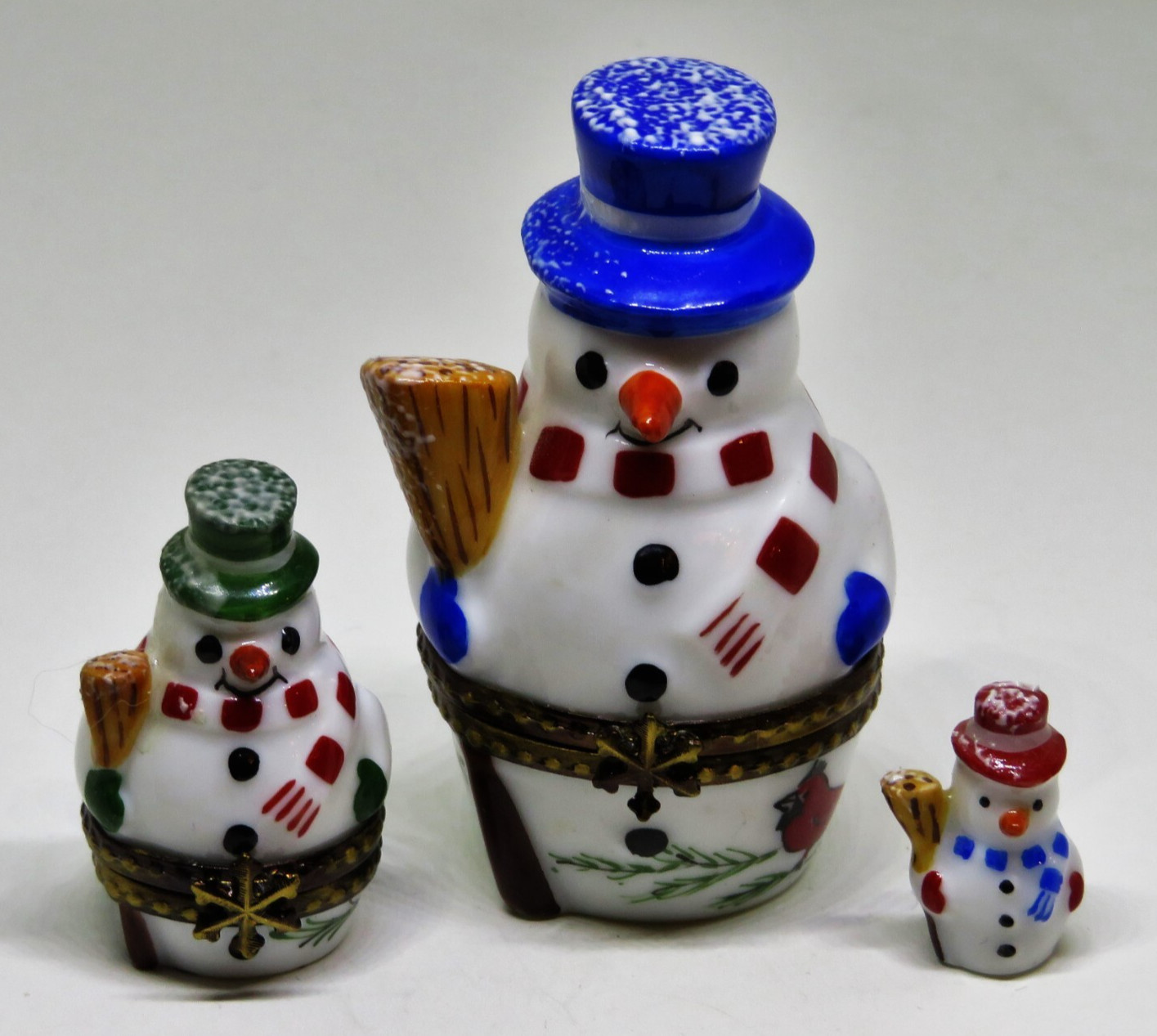 LIMOGES BOX – ROCHARD – CHRISTMAS – NESTING SNOWMAN SET – 2 BOXES – 3 PIECES