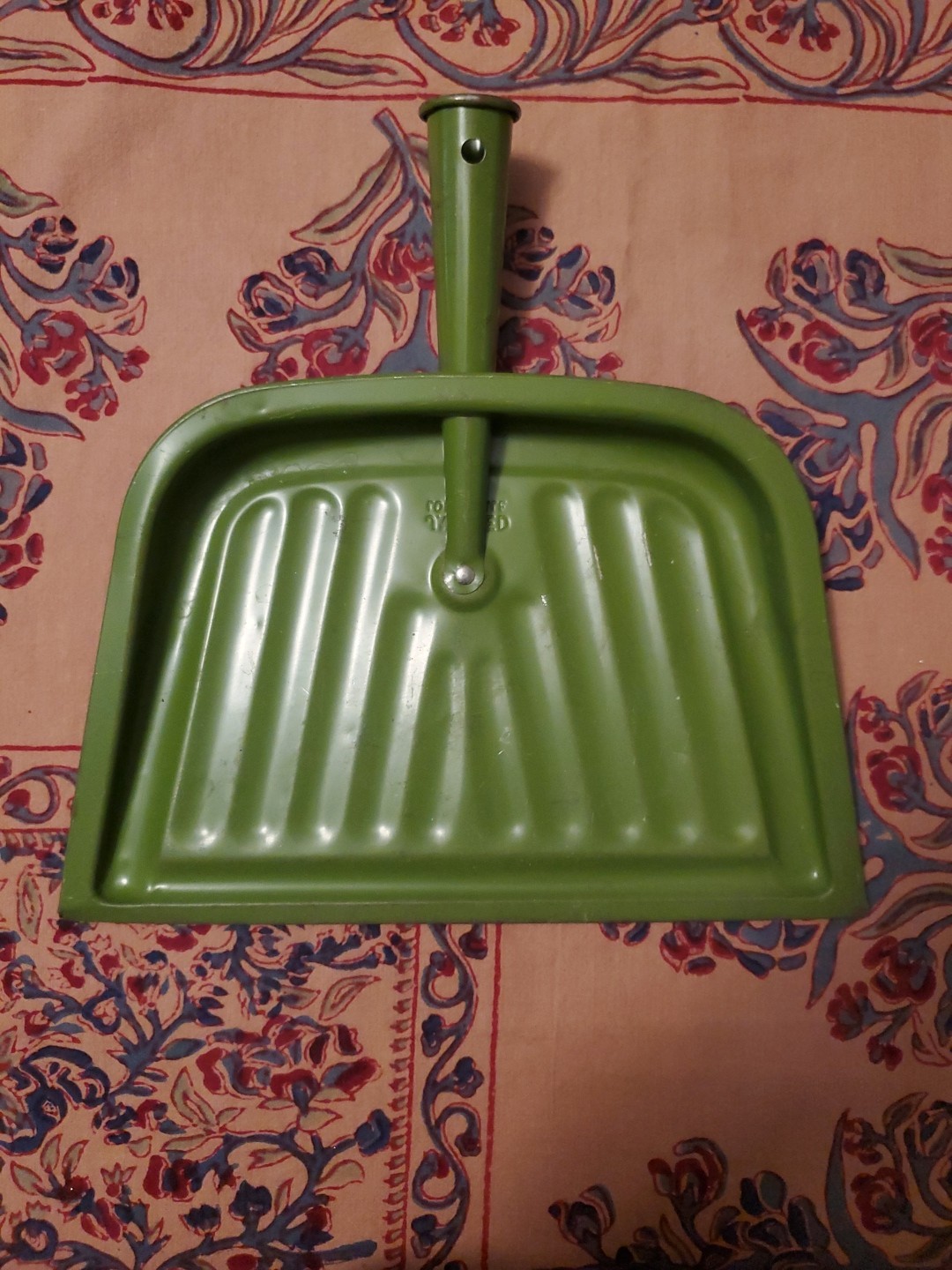 J.V. Reed Vintage Dust pan Green Metal Louisville USA 12in VTG