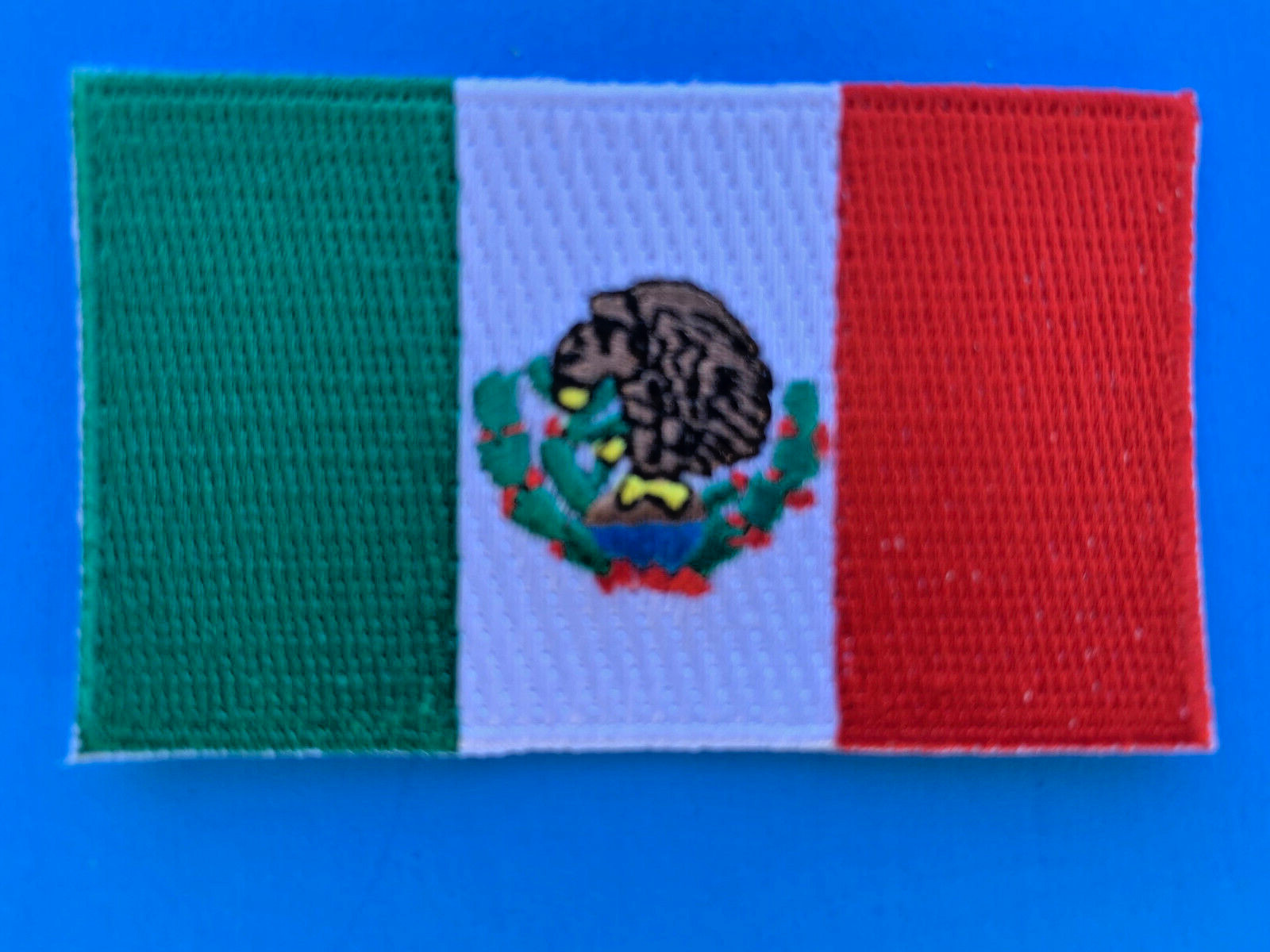 SMALL MEXICAN FLAG PATCH IRON-ON SEW-ON EMBROIDERED MEXICO EMBLEM (2.5 x 1.5”)