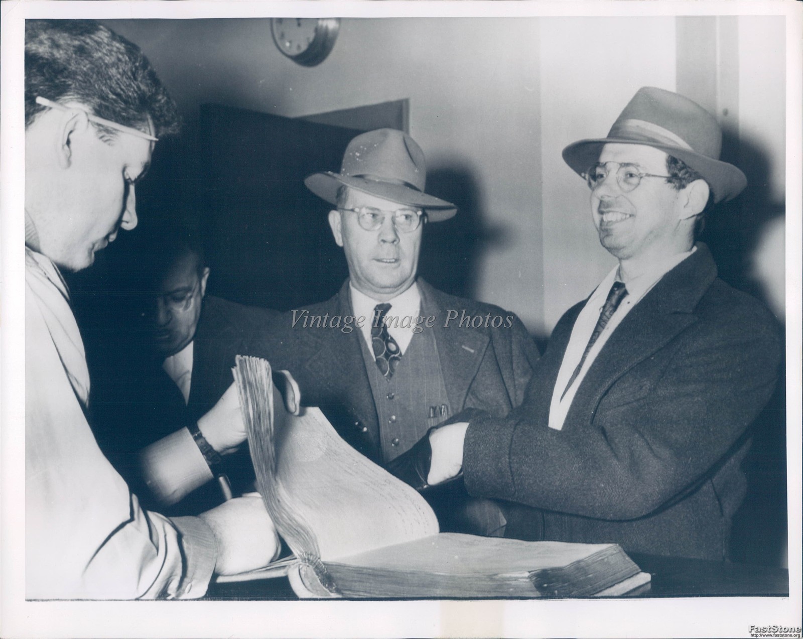 1949 Moneys Corner Charles Holober Fedora Detective Sgt Cook Vintage Photo 8×10