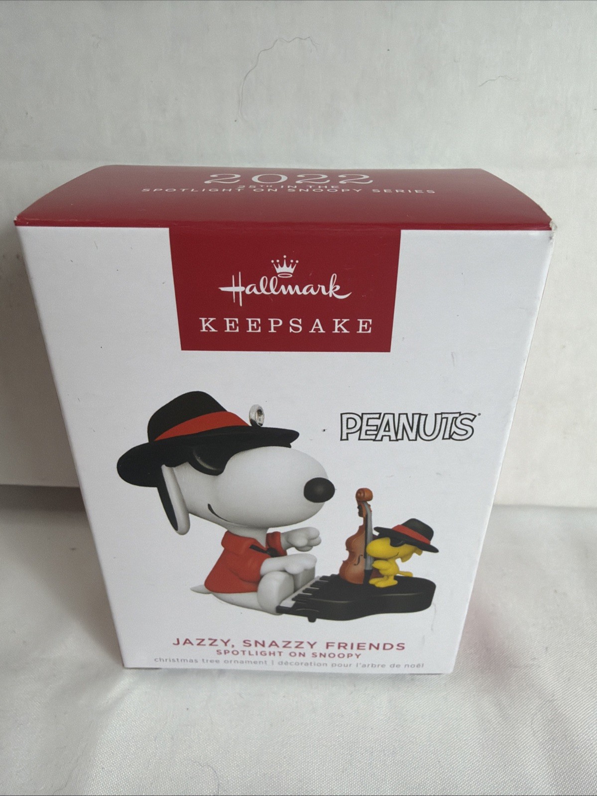 2022 Hallmark 25th In Series “Jazzy Snazzy Friends” Spotlight on Snoopy NIB.