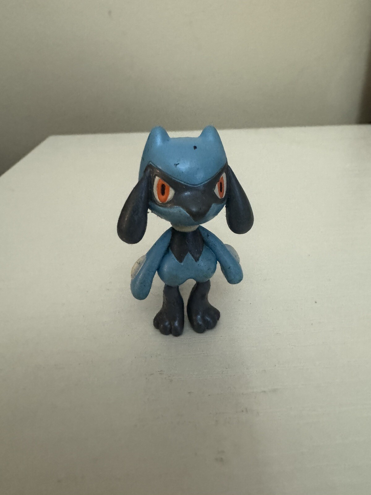 Riolu (H1.5″-2.0″) Pokemon Monster Nintendo Tomy Collection Figure.