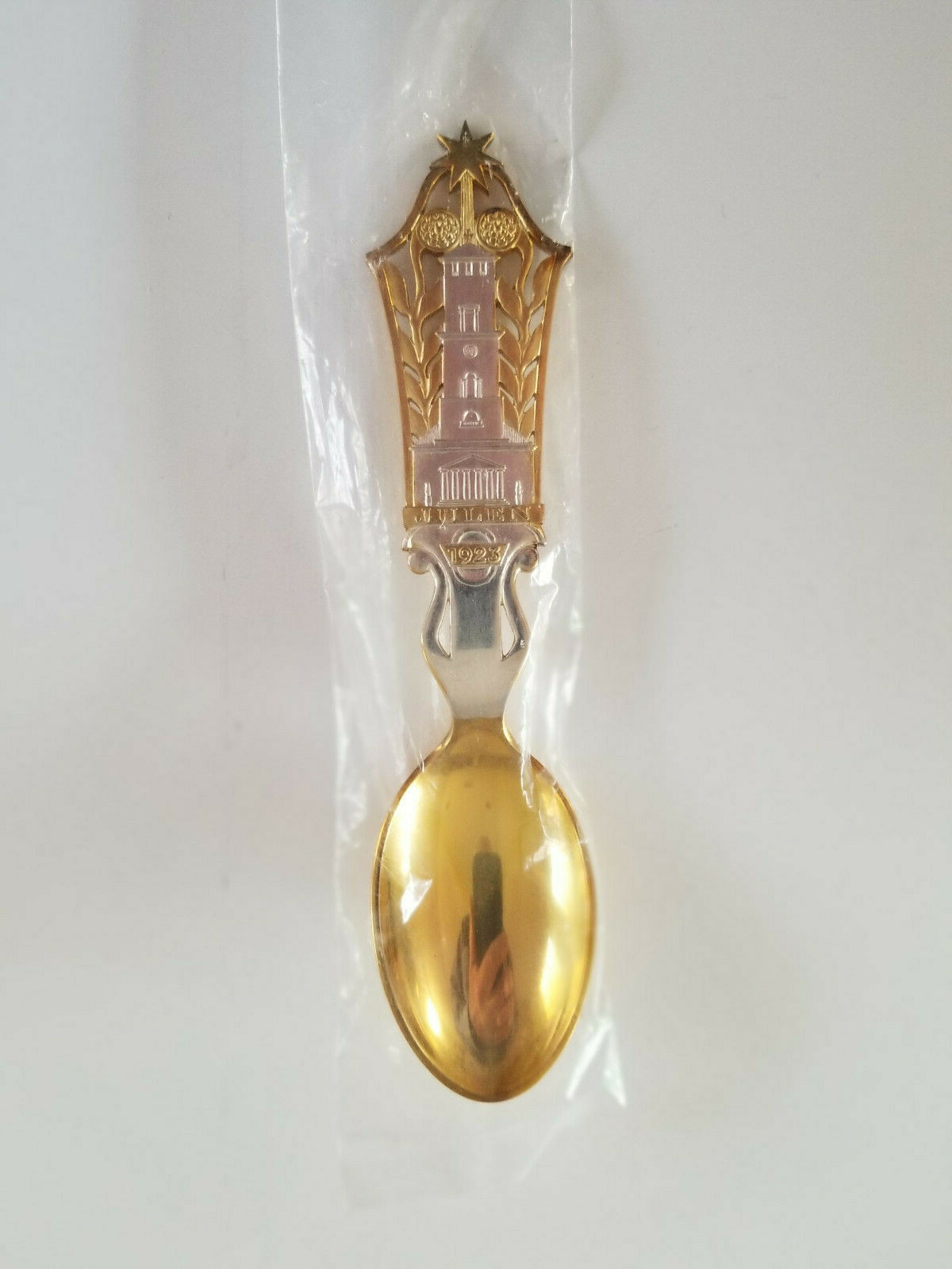VINTAGE GOLD CHRISTMAS SPOONS, DENMARK. MINT, WITH GIFT BOX – 1920’s, 1930’s