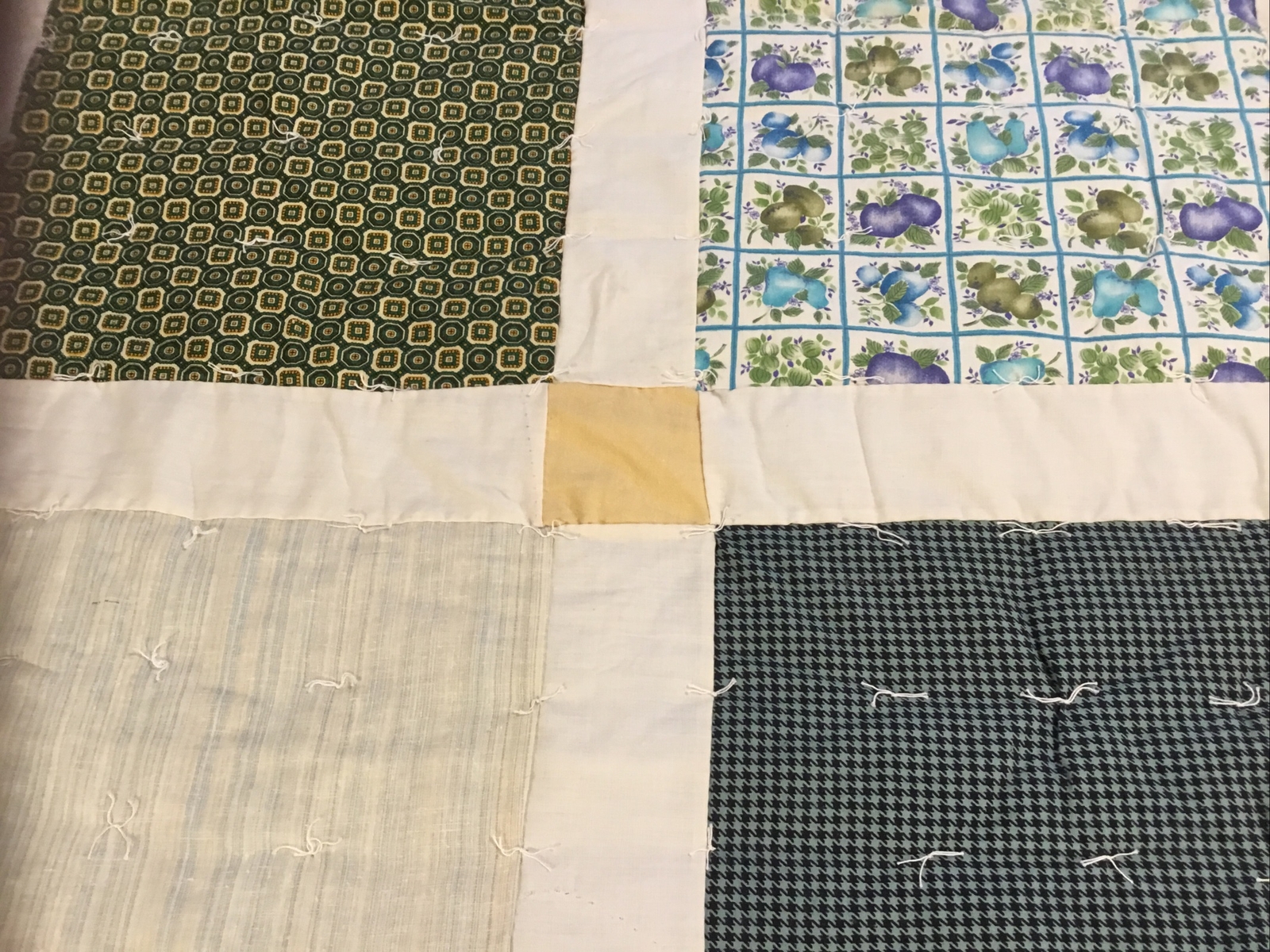 Handmade Patchwork Feed-sack Quilt 92×66 White blue multi colors sewed & tacked
