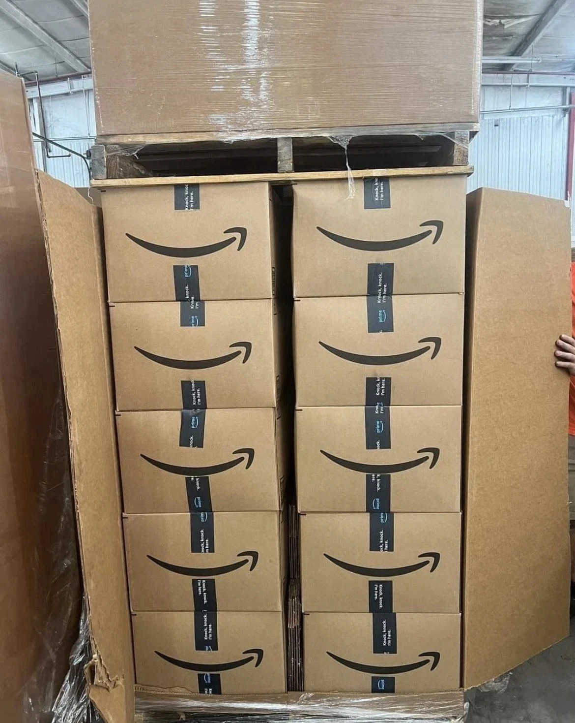 Small Wholesale Overstock Box Random Items Bundle