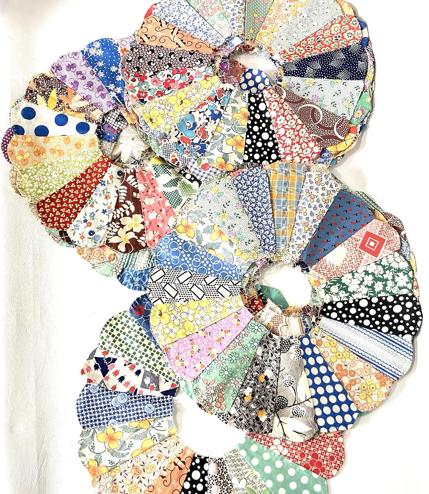 27 Vintage/Antique 11″ Feed Sack Hand Sewn Dresden Plate Quilt Blocks Cotton #1
