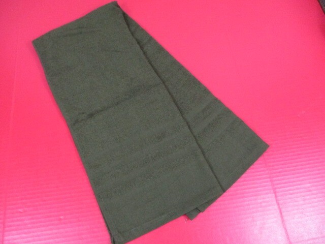 Vietnam Era US Army Green Cotton Sweat Neck Towel – OD Green – NOS Unissued