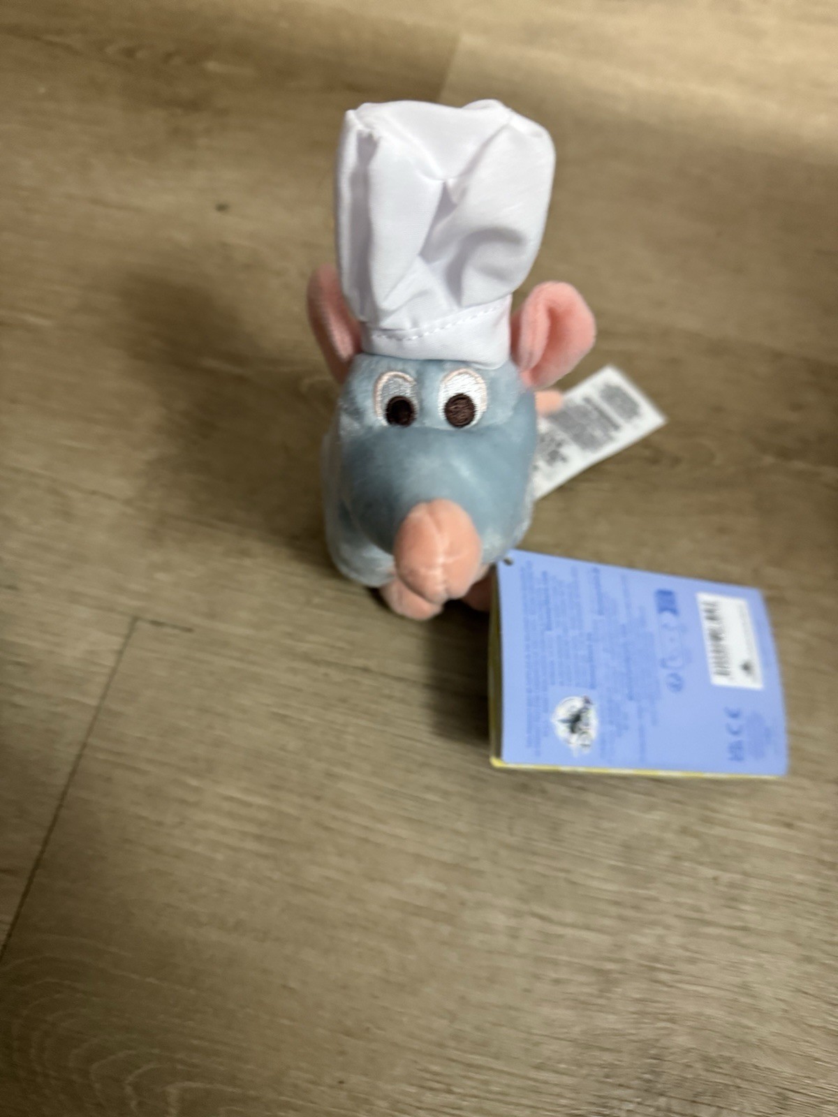 NEW Disney Parks Chef Remy Magnetic Shoulder Pal Plush 5″ Doll Ratatouille
