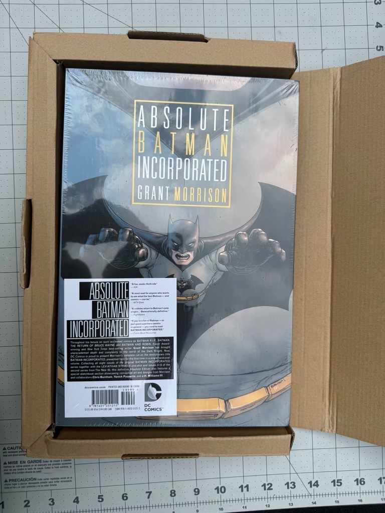 Absolute Batman Incorporated (DC Comics 2014 March 2015) NEw Sealed