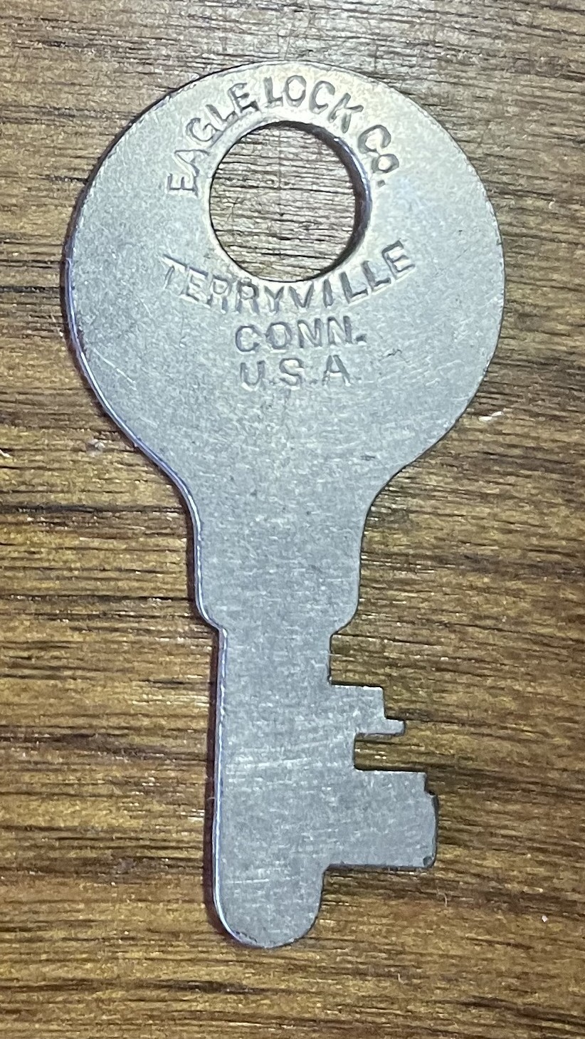 Vintage Flat Key Eagle Lock Co Terryville Connecticut #9P29