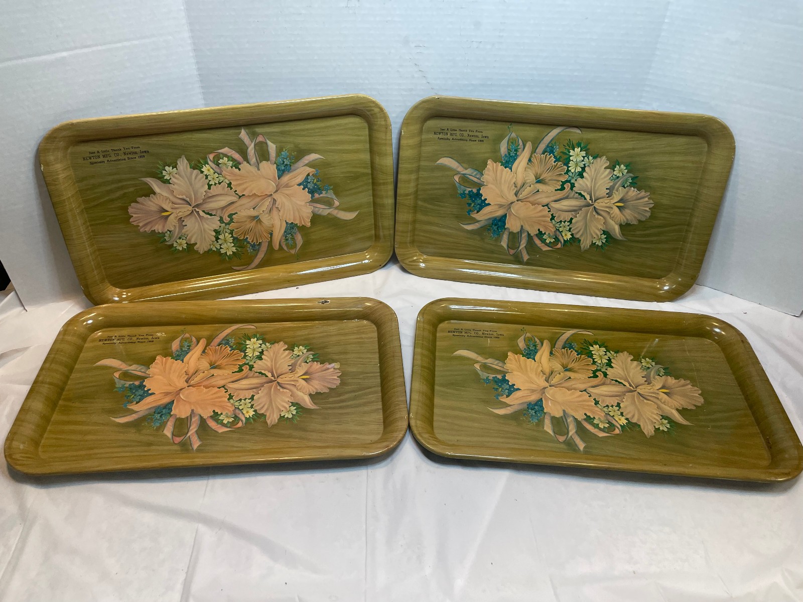 Vintage TV Trays Metal Wood Grain Floral Mid Century 18 x 11 – Set Of 4