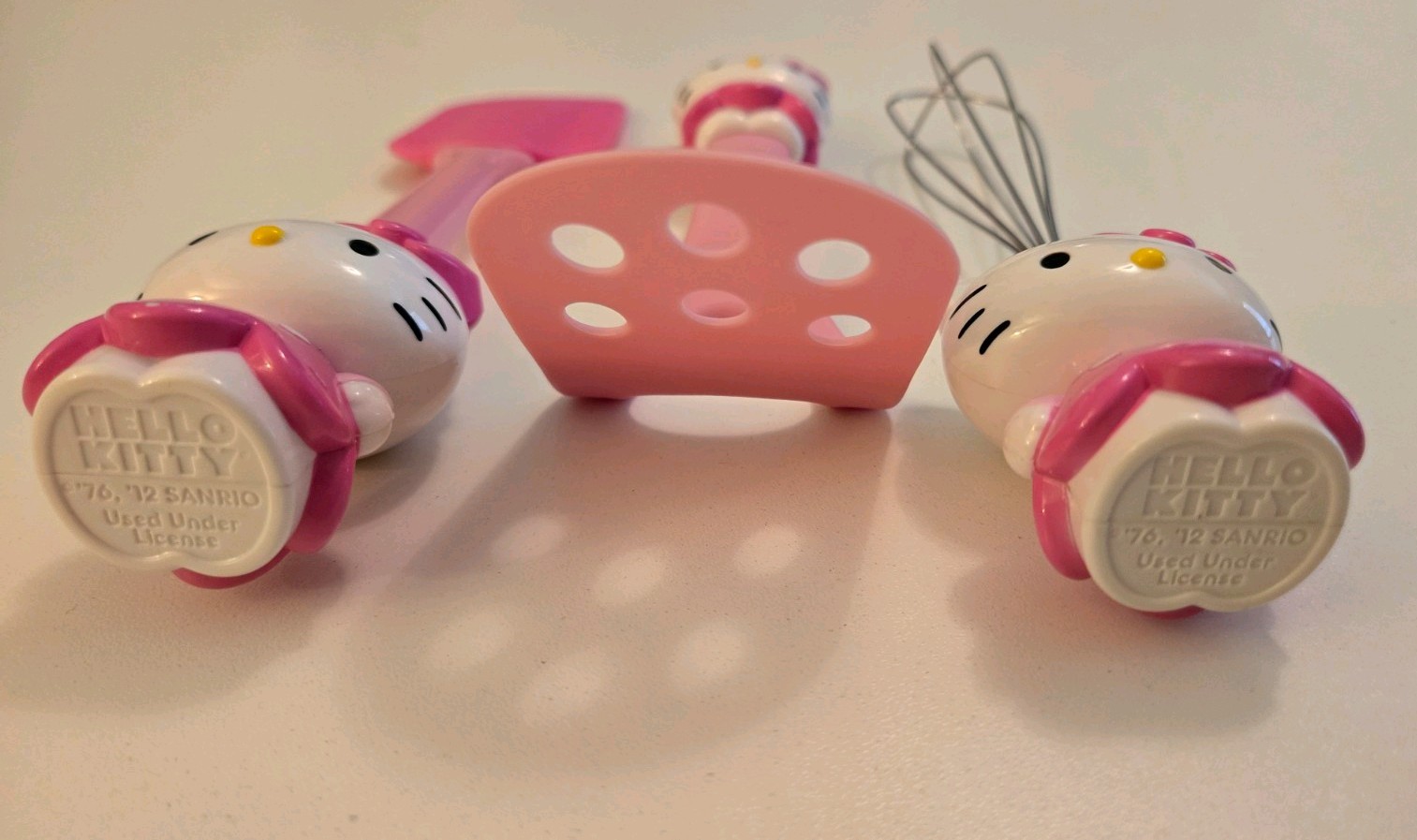 Sanrio Hello Kitty Kitchen Timer Pink White 2013 plus Spatula, Whisk, & Turner