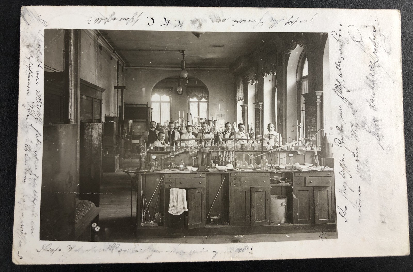 Postcard photo as postcard – chemistry laboratory in Munich / LMU KKC – used 1911